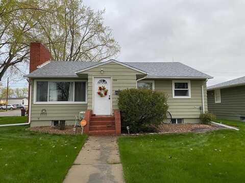 328 Johnson ST, Wolf Point, MT 59201