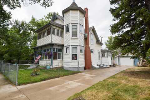 824 W Water Street, Lewistown, MT 59457