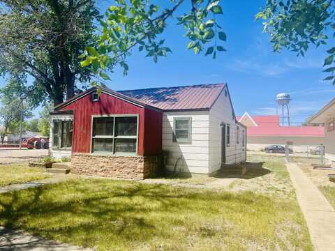 226 1st ST E, Chester, MT 59522