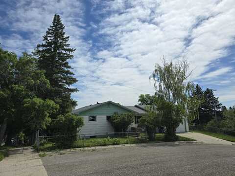 511 11th AVE N, Lewistown, MT 59457