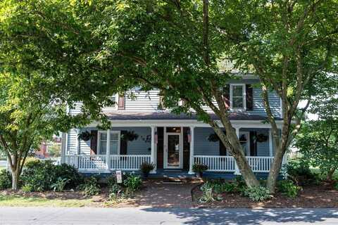 105 W COLLEGE ST, BRIDGEWATER, VA 22812