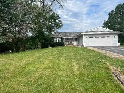 2380 Lilac Court, Fairfield, IA 52556