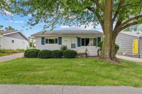 1036 S 1st Ave, IowaCity, IA 52240