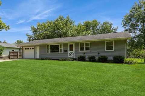 2901 Friendship St, IowaCity, IA 52245