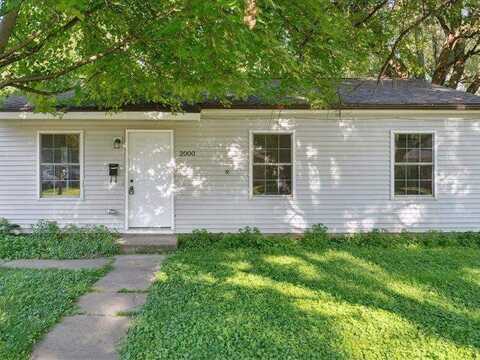 2000 Western Rd, IowaCity, IA 52240