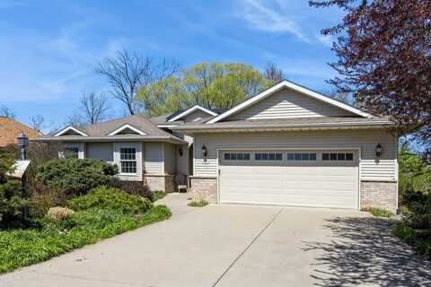 685 Breconshire Ln, Coralville, IA 52241