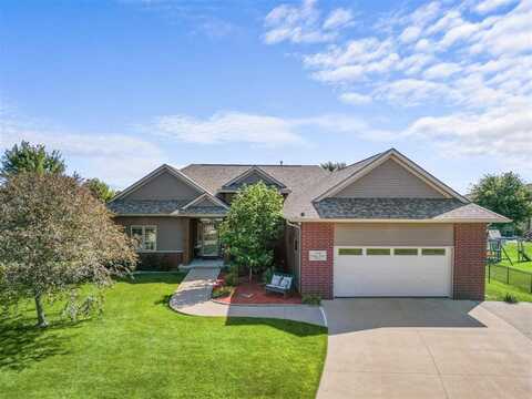 1570 Timber Wolf Dr, NorthLiberty, IA 52317