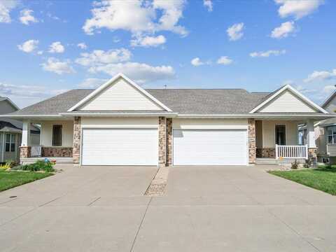 164 Ridge View Dr, Fairfax, IA 52228