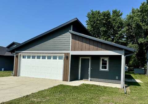 207 34th Avenue W, Spencer, IA 51301