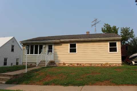 13 S Orange Street, Kiron, IA 51448