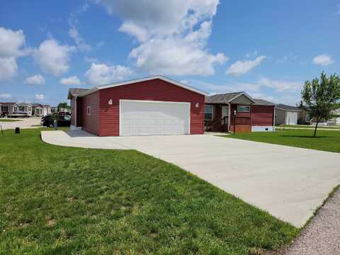 3200 Okoboji Ave. 118, Milford, IA 51351