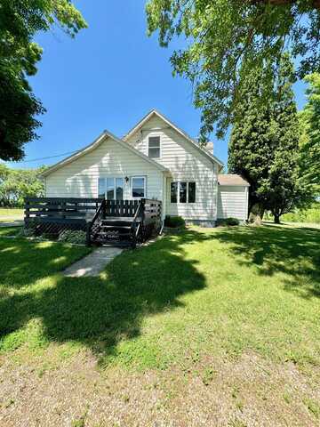 2819 390th Avenue, Graettinger, IA 51342