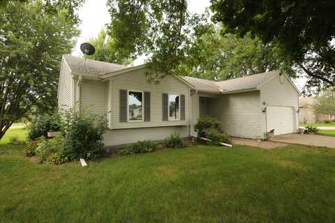 1081 28th St, Spirit Lake, IA 51360