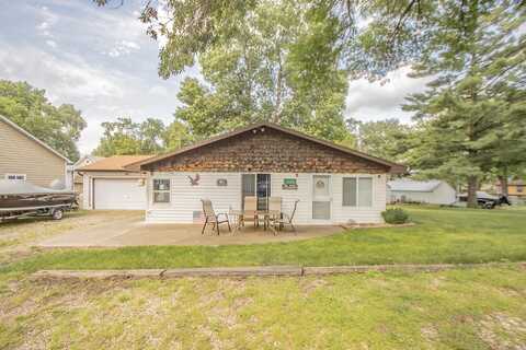 15236 Wilson Boulevard, Spirit Lake, IA 51360