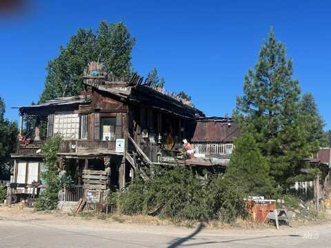 607 & 609 Main St, Idaho City, ID 83631