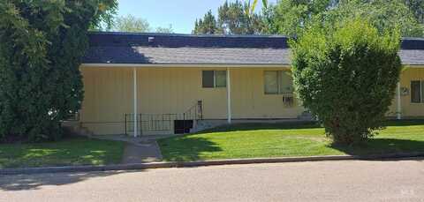 2406 Indiana, Caldwell, ID 83605