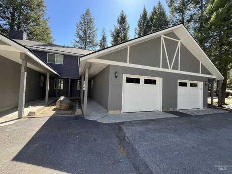 812 Carico Court, McCall, ID 83638