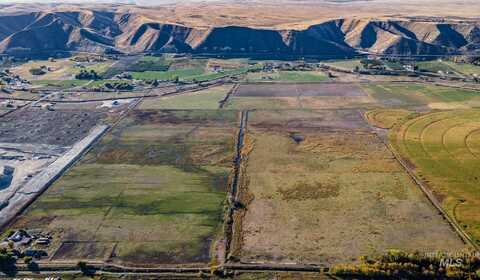 2223 W Sales Yard, Emmett, ID 83617