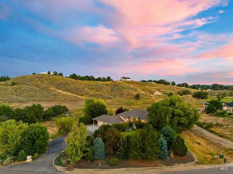 705 W Quarter Dr, Eagle, ID 83616