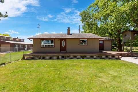 6750 Elmore Road, Fruitland, ID 83619