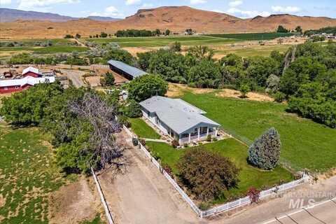 2283 Canyon Rd S, Melba, ID 83641