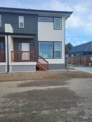 1115 N Midland Blvd, Nampa, ID 83651