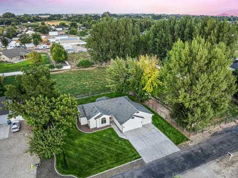 924 N 52nd St, Nampa, ID 83687