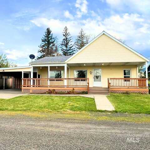 320 E North 4th Street, Grangeville, ID 83530