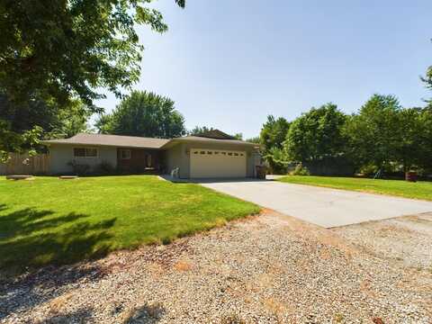 2232 Sheri Drive, Emmett, ID 83617