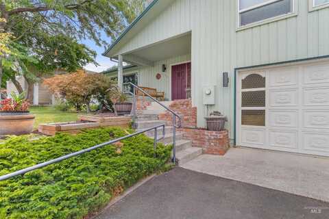 326 W. Shiloh Ct, Lewiston, ID 83501