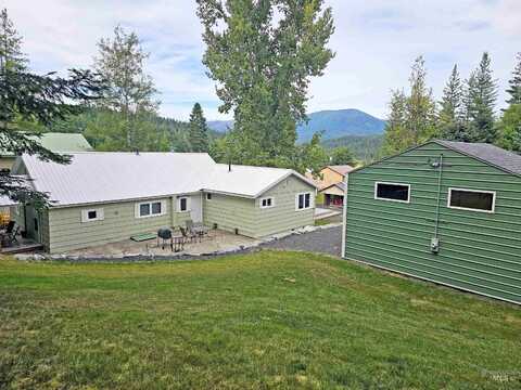 206 S 3rd Street, Elk River, ID 83837