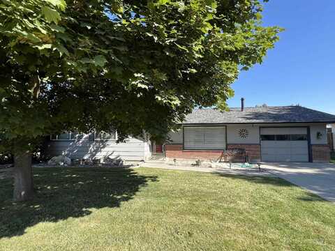 611 SW 2nd Street, Fruitland, ID 83619