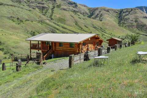 Tbd Bentz Lodge, Outside City Limits, ID 83555