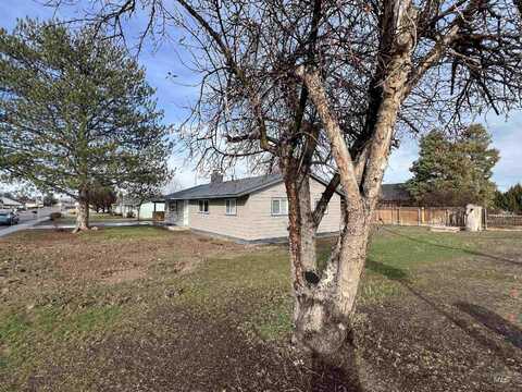 1425 W Idaho, Ontario, OR 97914