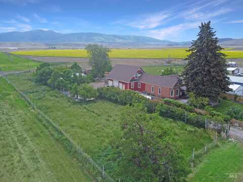 320 S Wilson Ave., Oakley, ID 83346