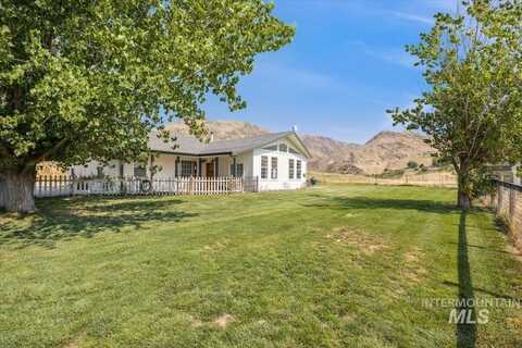 37 Quail Rd, Horseshoe Bend, ID 83629