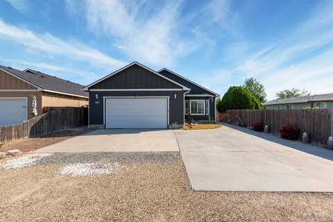 307 E Wendle Ave, Parma, ID 83660