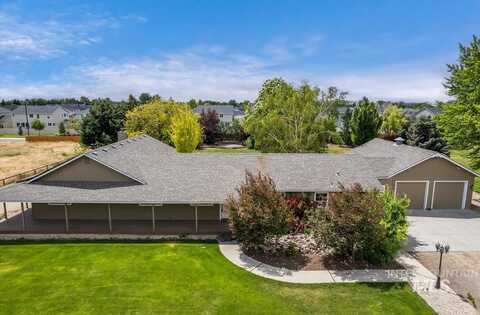 2561 N Linder Rd, Kuna, ID 83634