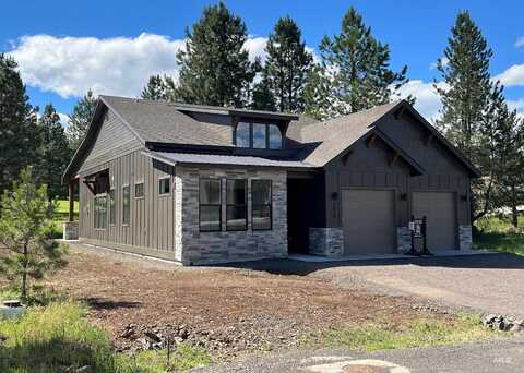 3853 Village Loop, New Meadows, ID 83654