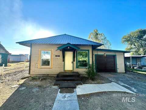 724 Oak St, Twin Falls, ID 83301