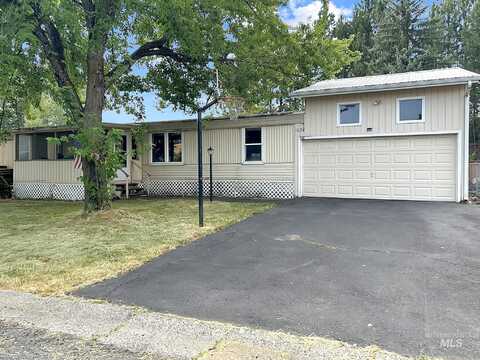 1039 Juliene Way, Moscow, ID 83843