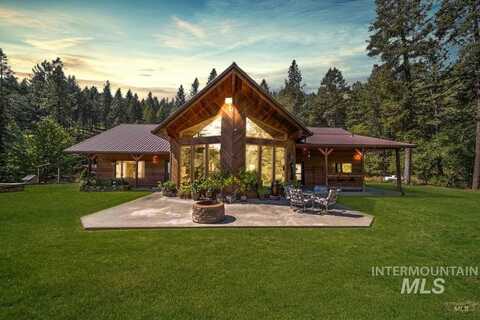 110 Pineway Lane, Kamiah, ID 83536