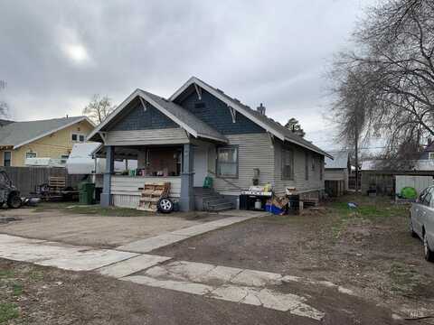 831 SW 1st St, Ontario, OR 97914