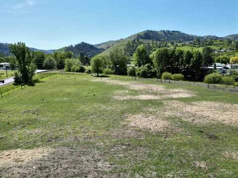 1428 Ridgewood Drive, Kamiah, ID 83536