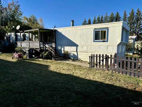 411 N Almon, Moscow, ID 83843