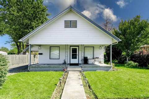 533 10th St, Clarkston, WA 99403