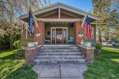 1304 Cleveland Blvd, Caldwell, ID 83605