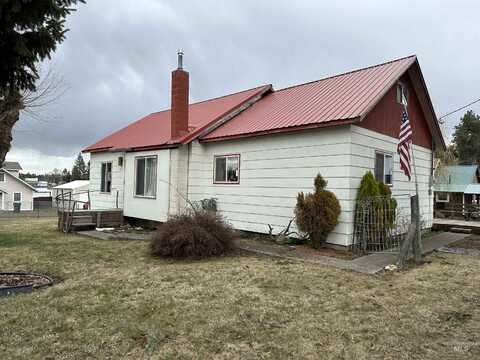 321 Ellis Ave, Winchester, ID 83555