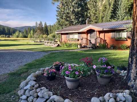 3127 Highway 93 N, Gibbonsville, ID 83463