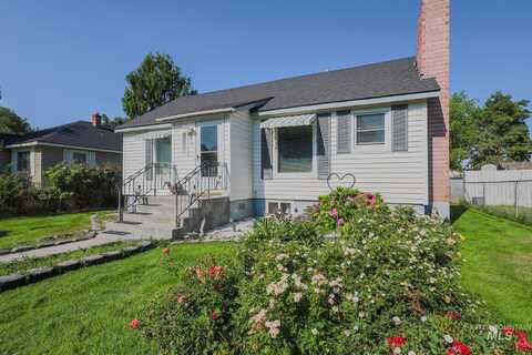 219 S Locust St, Nampa, ID 83686